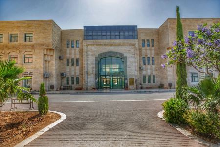  أول المتقدمين: خريجة في التغذية والحمية في جامعة القدس تجتاز امتحان المزاولة الإسرائيلي